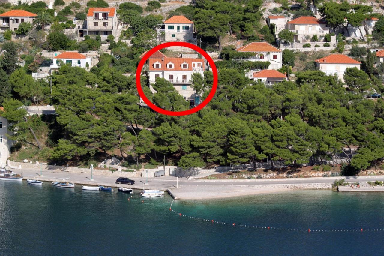 Gasthof And With A Swimming Pool Pucisca, Brac - 5637 Pucisca